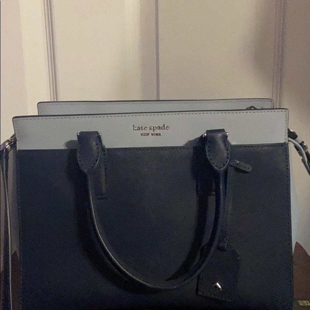 Matching Kate Spade purse and wallet  ♠️